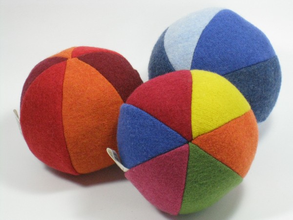 Spielball Babyball Rasselball Schellenball Geburt Geschenk Baby Walk