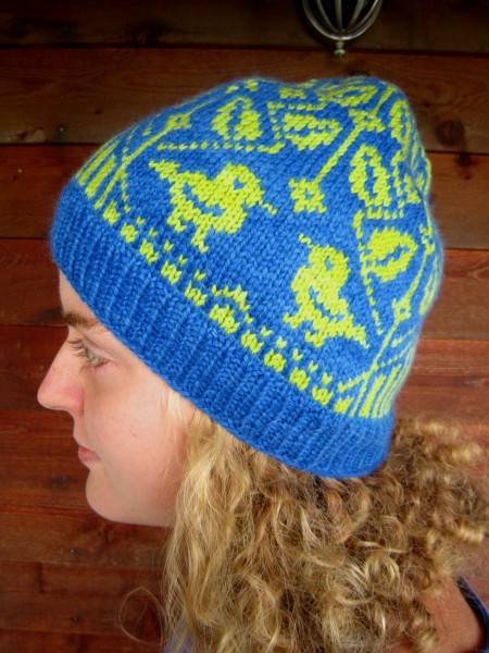 Birds on the Leaves Hat