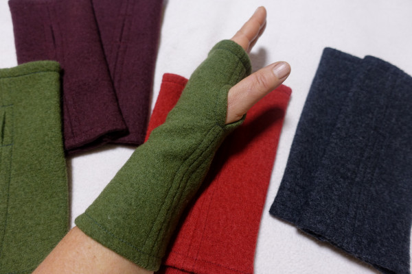 Merinostrick Walkstulpen mit Daumenloch Walk-Stulpen